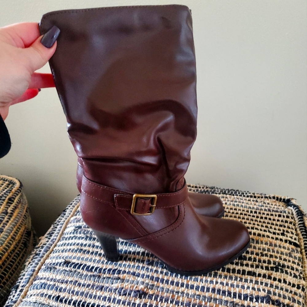 Calf height chocolate brown heeled boot